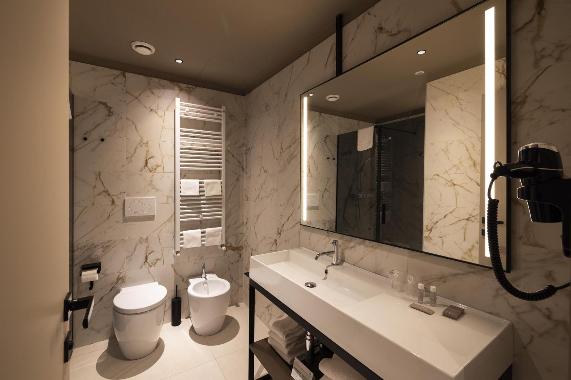 Joy 124 Hotel Milano Exterior foto